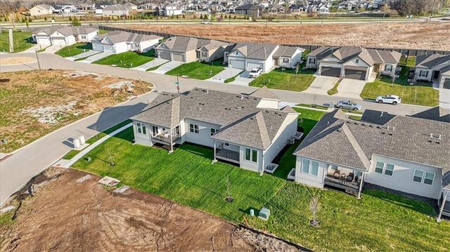 25037 W 94th Terrace, Lenexa, KS 66227