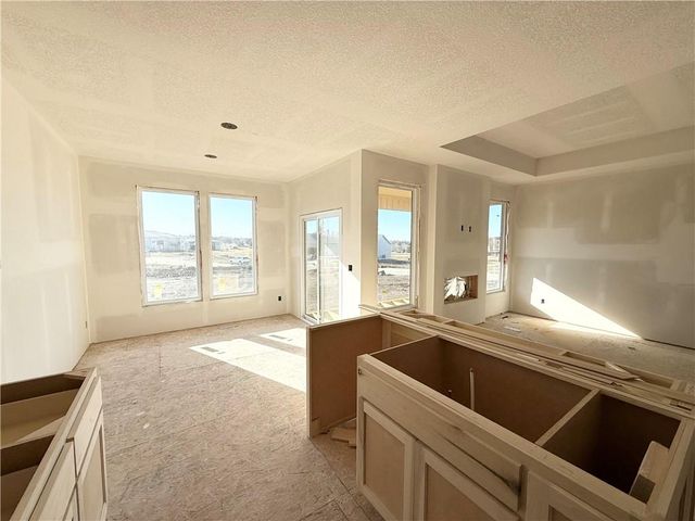 25037 W 94th Terrace, Lenexa, KS 66227