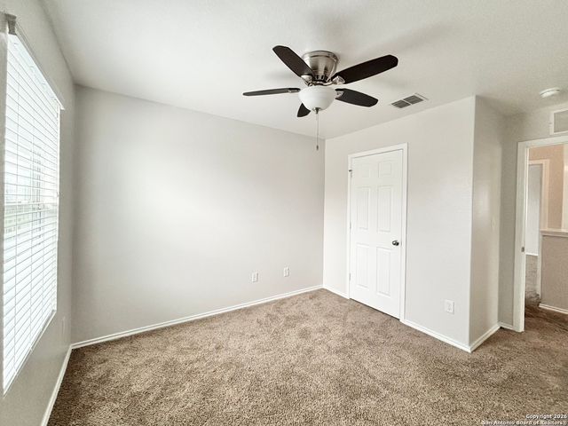 9358 fisherman, Converse, TX 78109