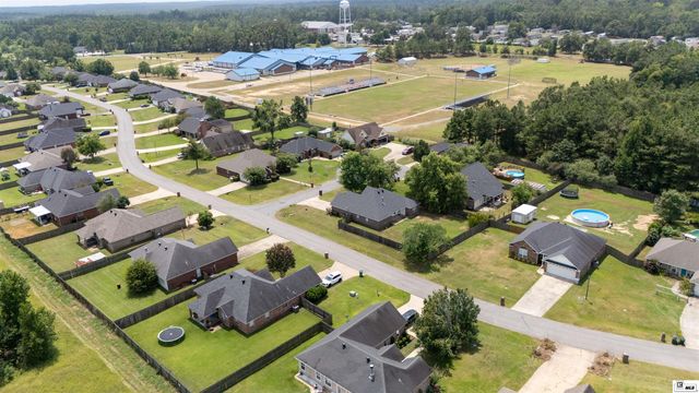 100 CURRY CREEK COURT, Calhoun, LA 71225