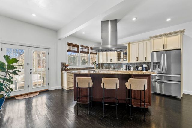 11 50TH ST, Weehawken, NJ 07086