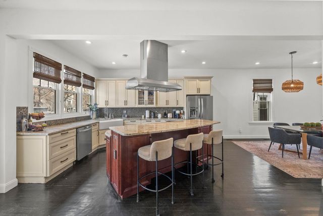 11 50TH ST, Weehawken, NJ 07086