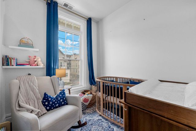 11 50TH ST, Weehawken, NJ 07086