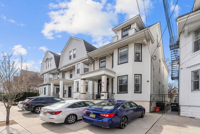 11 50TH ST, Weehawken, NJ 07086