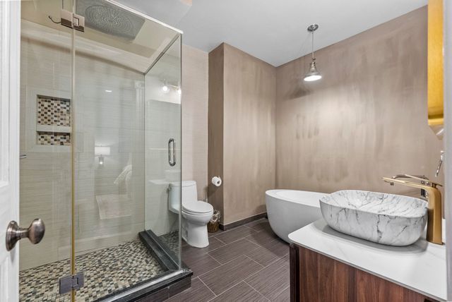 11 50TH ST, Weehawken, NJ 07086