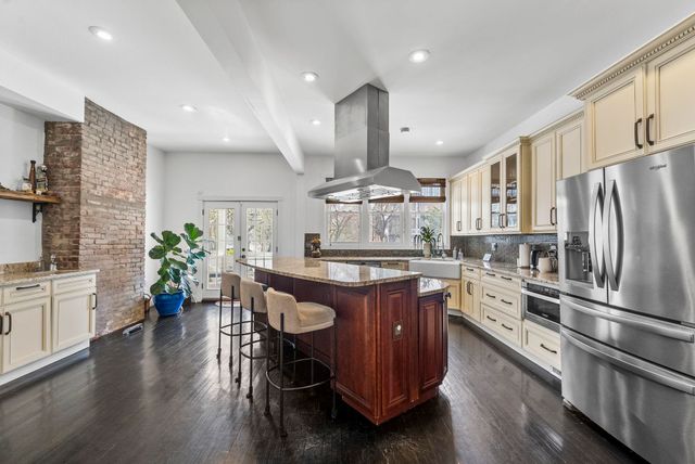 11 50TH ST, Weehawken, NJ 07086