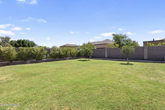 7113 E INGLEWOOD Street, Mesa, AZ 85207