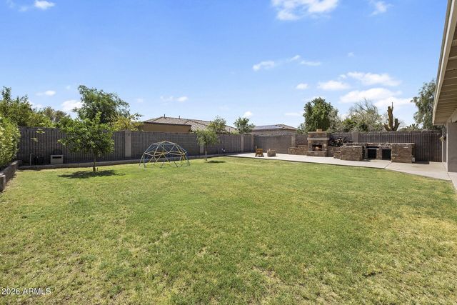 7113 E INGLEWOOD Street, Mesa, AZ 85207