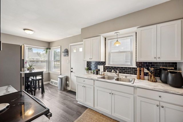 3267 S 25th STREET, Milwaukee, WI 53215