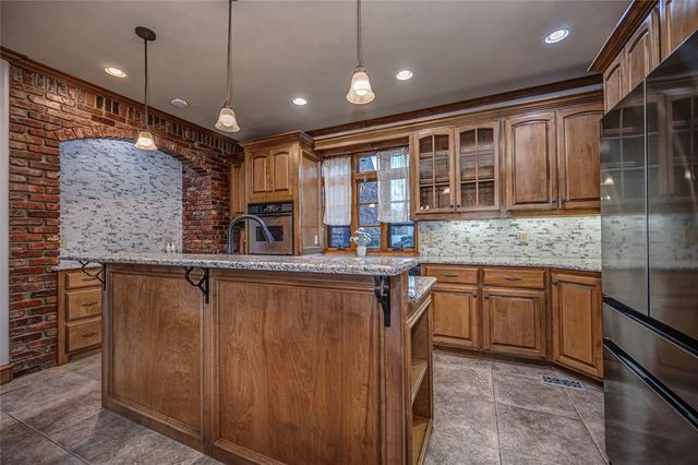 3740 Redmont Trace, Edmond, OK 73034