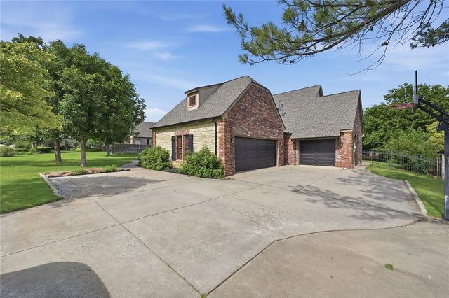 3740 Redmont Trace, Edmond, OK 73034