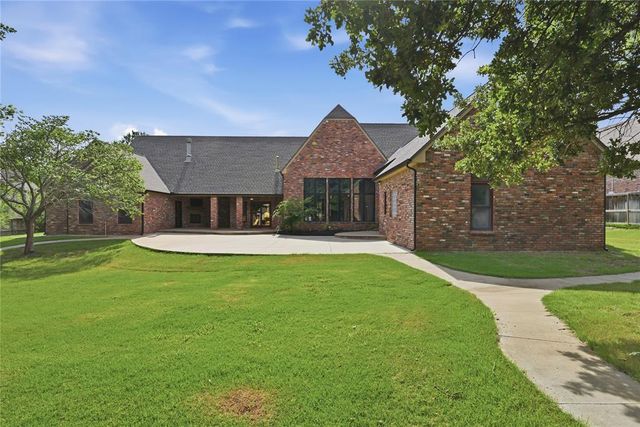 3740 Redmont Trace, Edmond, OK 73034