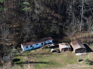 24 Wright Road, Whittier, NC 28789