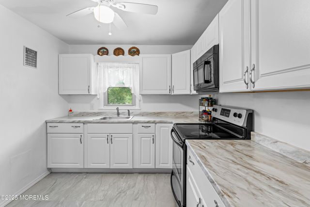 304 Mohawk Trail, Browns Mills, NJ 08015