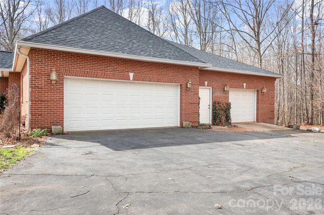 2241 Cordia Circle, Newton, NC 28658