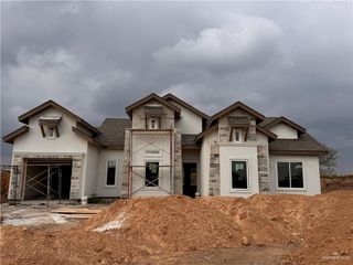 301 Leon Avenue, Elsa, TX 78543