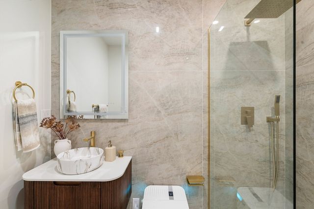 181 Maverick Street 101, Boston, MA 02128