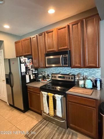 11175 CASTLEMAIN Circle W, Jacksonville, FL 32256