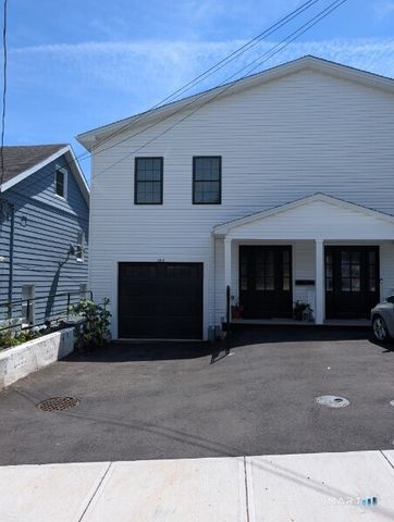 38 Golden Hill Street A, Milford, CT 06460