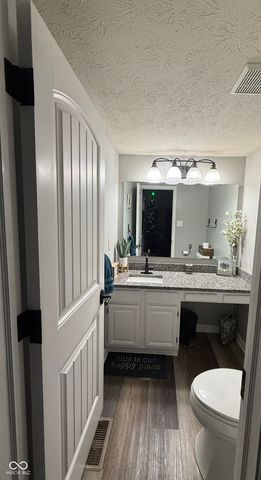 5544 Homestead Court, Plainfield, IN 46168