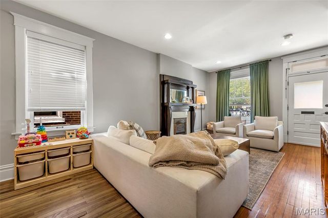2318 Louisiana Avenue, St Louis, MO 63104