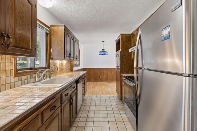 16329 Temple Terrace, Minnetonka, MN 55345