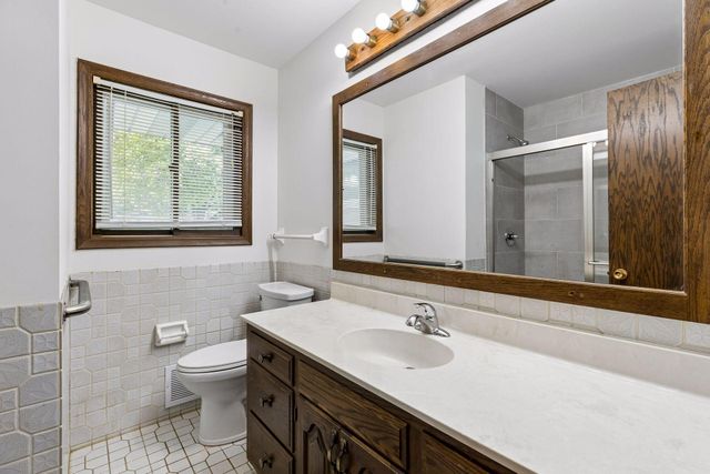16329 Temple Terrace, Minnetonka, MN 55345