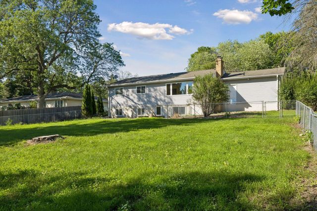 16329 Temple Terrace, Minnetonka, MN 55345