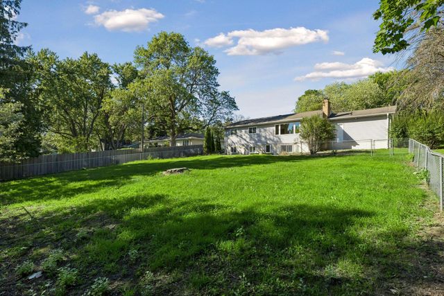 16329 Temple Terrace, Minnetonka, MN 55345