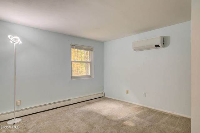 71 Pepper Bush Place, Malta, NY 12020