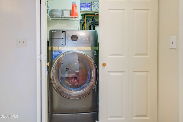 71 Pepper Bush Place, Malta, NY 12020