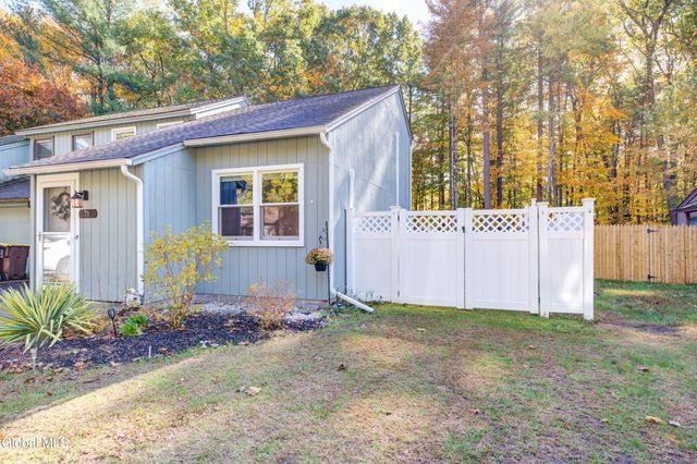 71 Pepper Bush Place, Malta, NY 12020