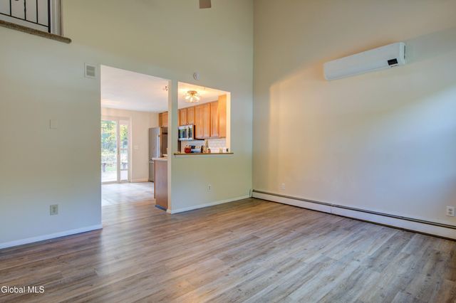 71 Pepper Bush Place, Malta, NY 12020