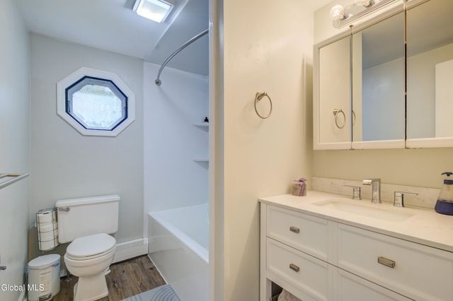 71 Pepper Bush Place, Malta, NY 12020