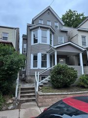 676 E 24Th St, Paterson City, NJ 07504