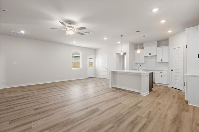 1222 Elsinore Drive, Rosharon, TX 77583