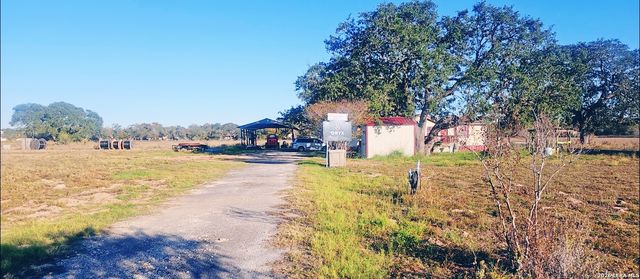375 CR 6723, San Antonio, TX 78059