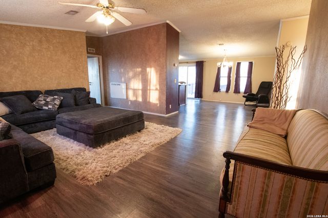 375 CR 6723, San Antonio, TX 78059