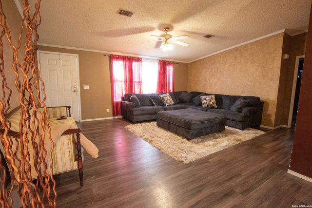 375 CR 6723, San Antonio, TX 78059