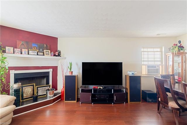 969 Avenue E, Norfolk, VA 23513