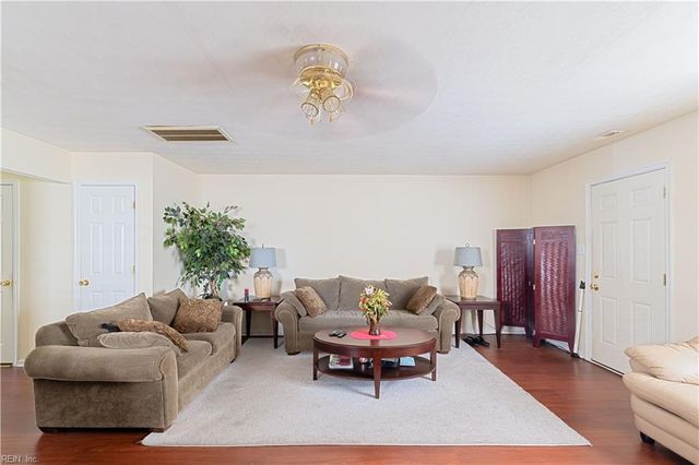 969 Avenue E, Norfolk, VA 23513