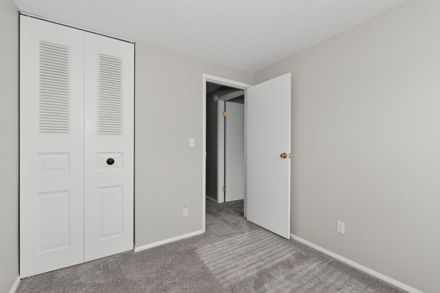 3080 Featherstone Drive, Burlington, KY 41005