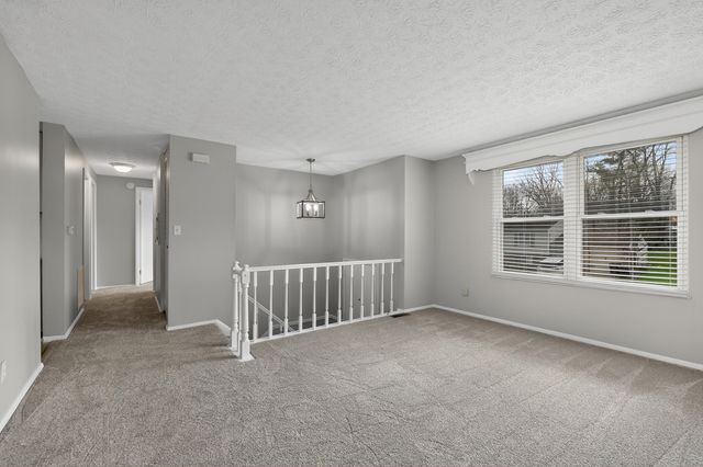 3080 Featherstone Drive, Burlington, KY 41005