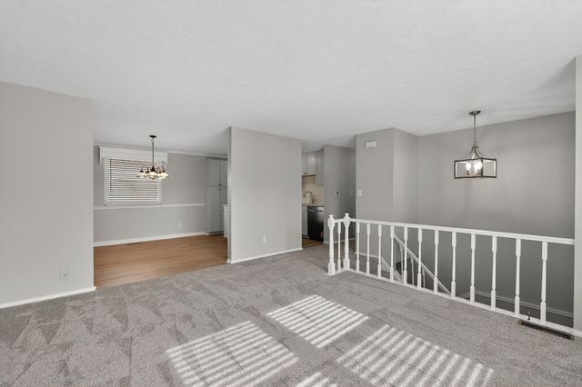 3080 Featherstone Drive, Burlington, KY 41005