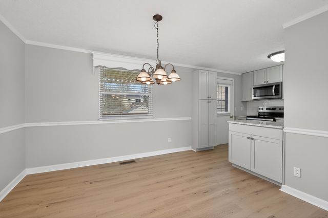 3080 Featherstone Drive, Burlington, KY 41005