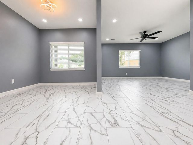 7054 Peyton Street, Houston, TX 77028