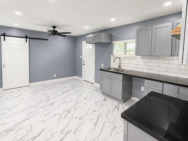 7054 Peyton Street, Houston, TX 77028