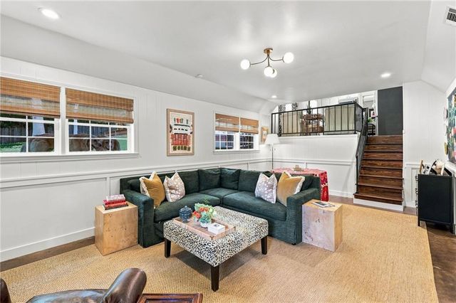670 Robinhood Trail, Gainesville, GA 30501