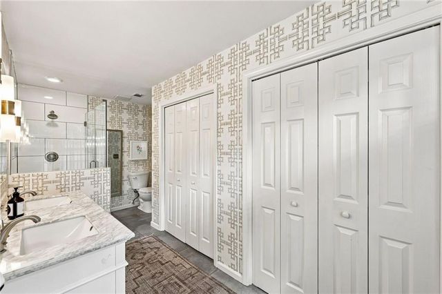 670 Robinhood Trail, Gainesville, GA 30501