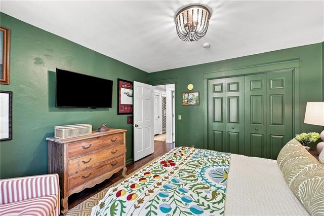 670 Robinhood Trail, Gainesville, GA 30501
